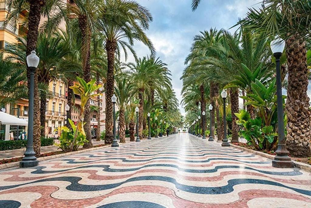 Apartamento De Diseno Centrico A 5 Min De Playa Аликанте Экстерьер фото